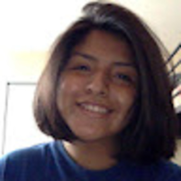 Meet your Posher, Andrea - Picture 1 of 1